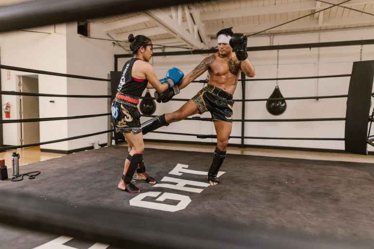 Suwit Muay Thai fitness training camp at Phuket to lose weight in Thailand
